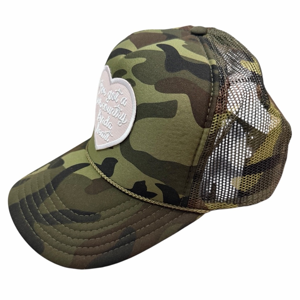 Brand new Otto camo trucker hat “I’ve got a 90s country kinda heart” - Picture 5 of 6
